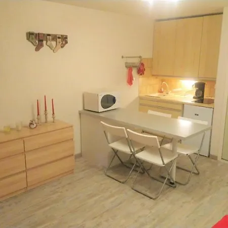 Agreable A St Lary Soulan - 5 Couchages Сен-Лари-Сулан